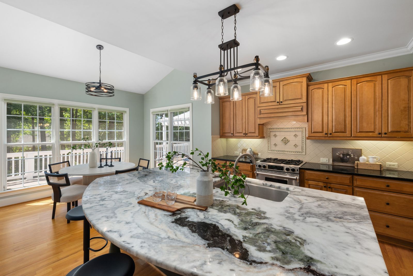 A 2003 ranch kitchen refaced in eleven days, detail 3