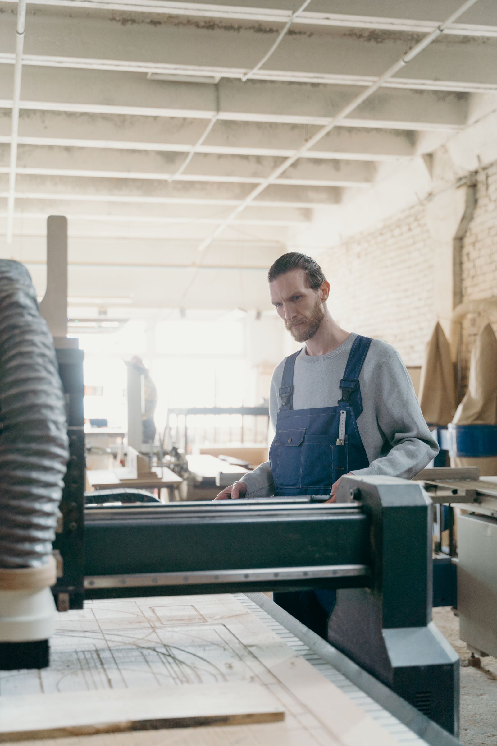 Marcus Adeyemi, Stone and fabrication lead
